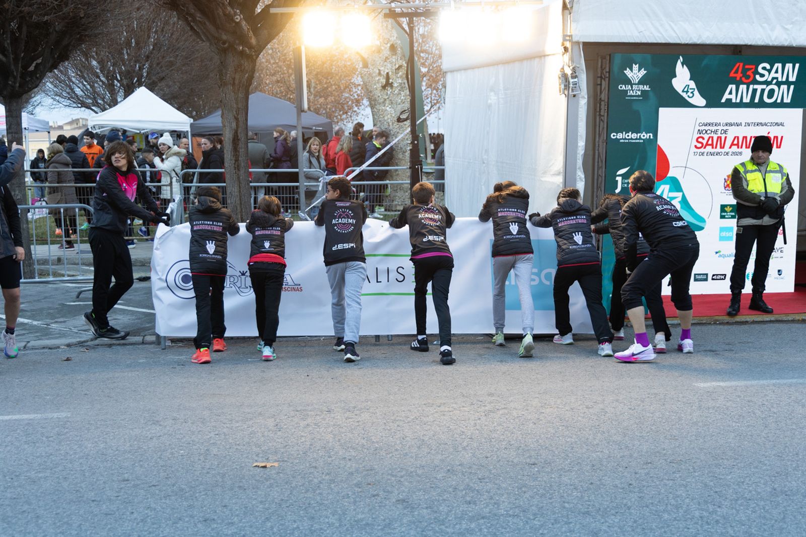 En imágenes: ambiente de gala en la infantil de la 43 edición de la Carrera de San Antón 2026