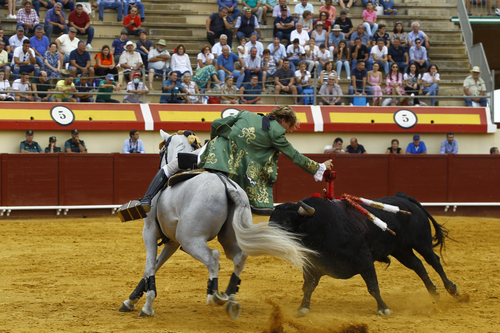 Imágenes de la corrida de rejones en la Feria taurina de Vera 2022