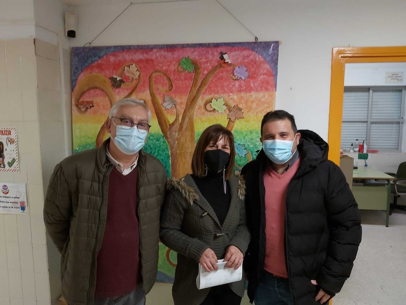 Juan Antonio Cabello, en una visita al CEIP Guadalete de El Torno.