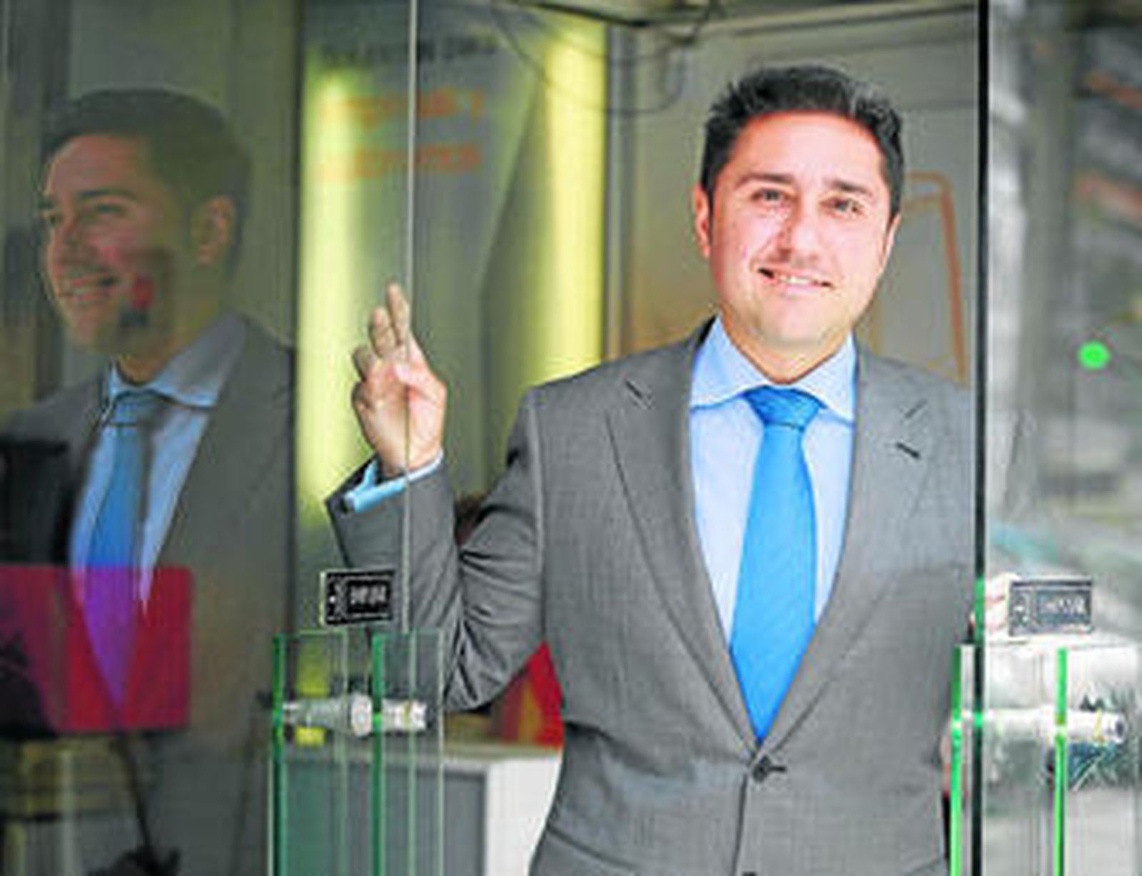 Manuel Queiruga, en las instalaciones de Mundocom, en la avenida Cayetano del Toro.