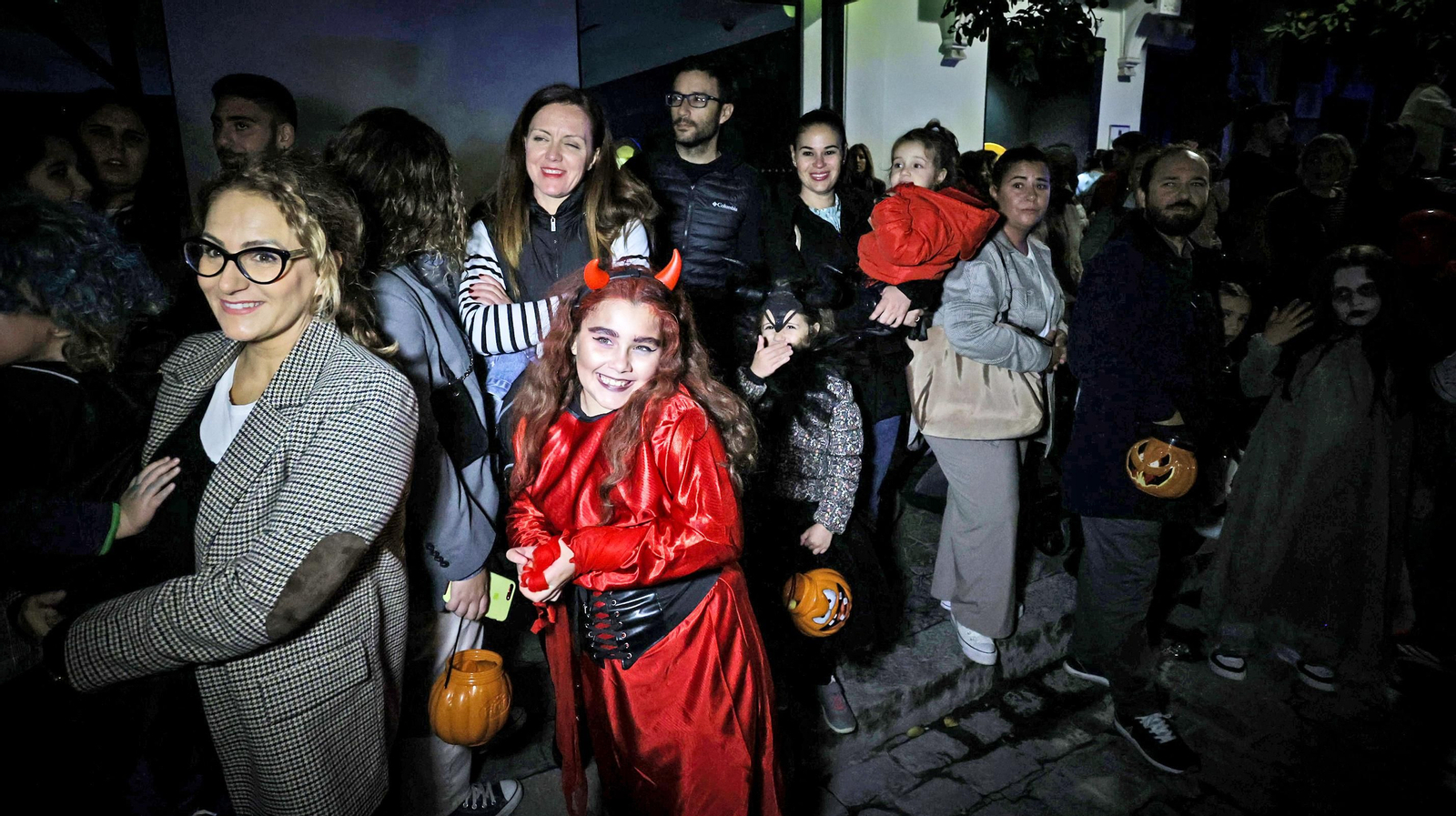 Búscate en la cabalgata de Halloween de Jerez
