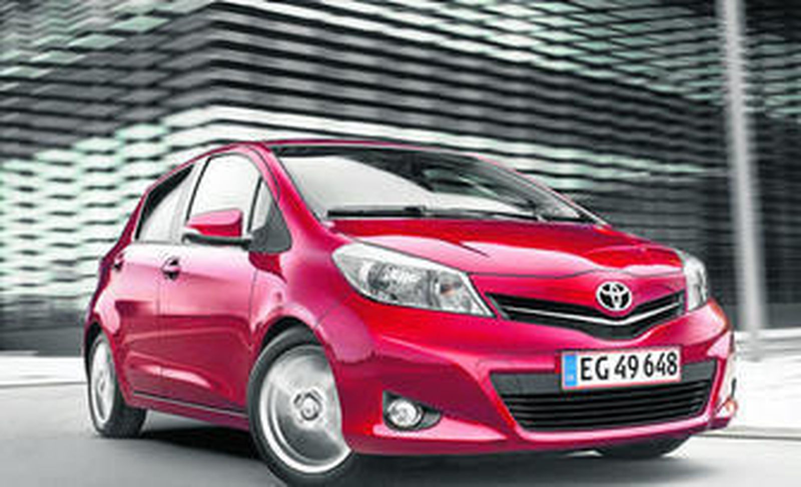 Posicionado en el centro del segmento B, con un diseño más dinámico y sofisticado, el nuevo Yaris ofrece múltiples beneficios.