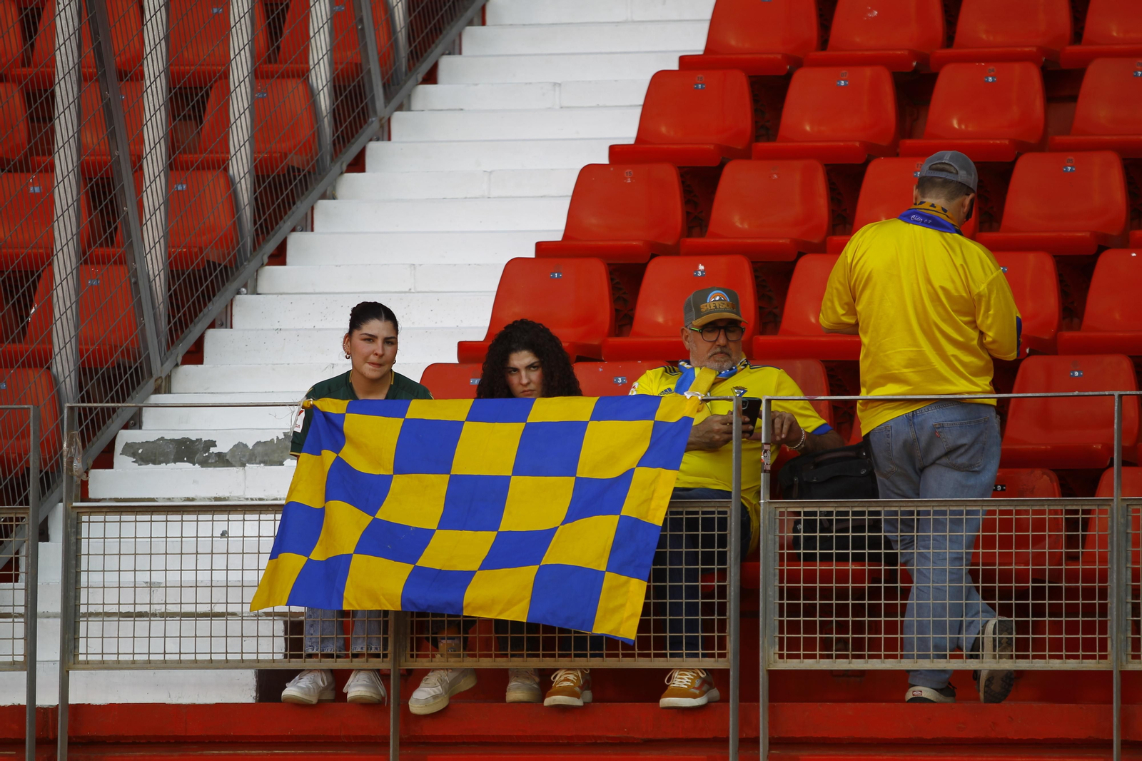 Imágenes de la gran victoria del Almería ante el Cádiz por 6 a 1