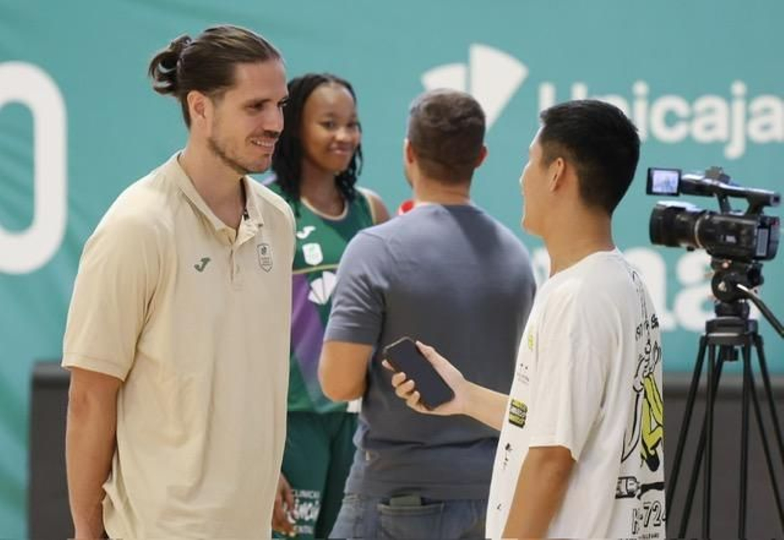 Sonrisas y buena energía en el Media Day del Unicaja Mijas