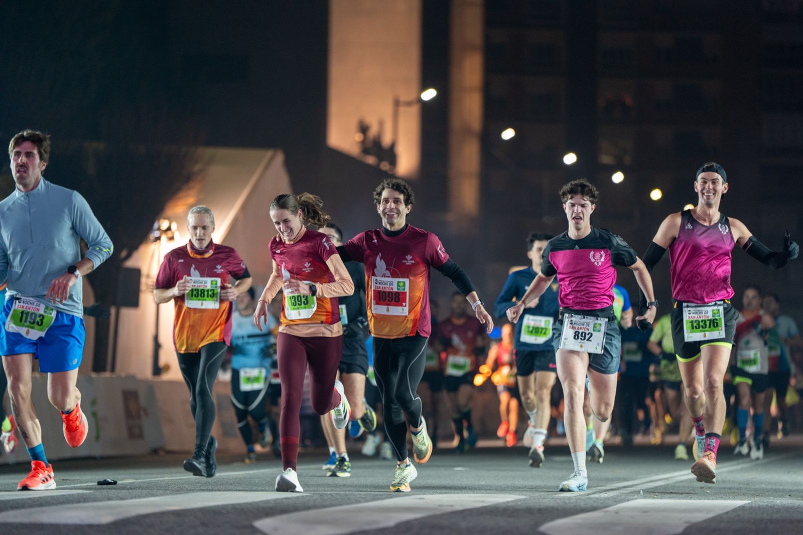 En imágenes: búscate en tu llegada a meta de la Carrera de San Antón 2026 (8)