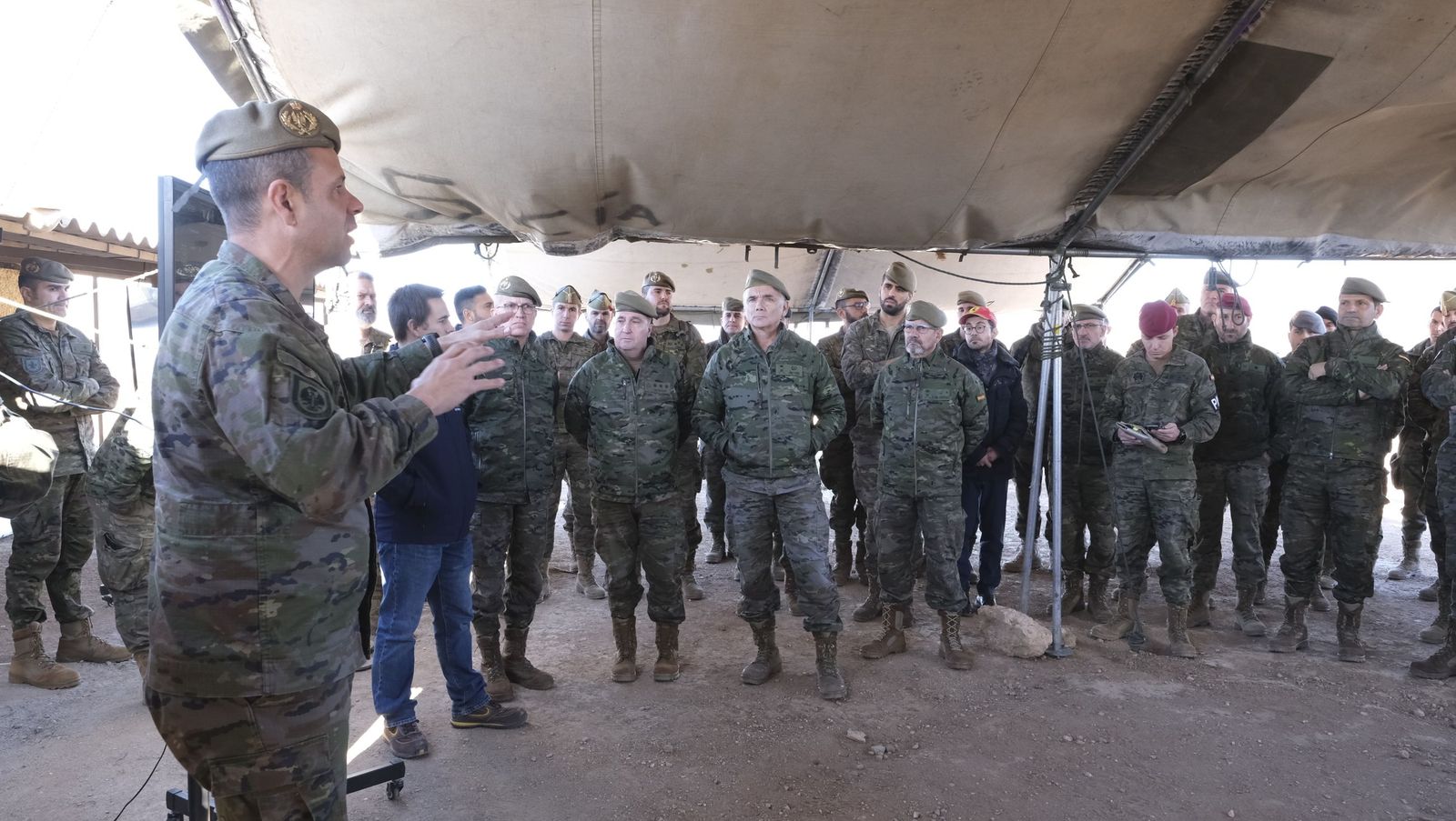 En imágenes: así entrena La Legión para combatir contra los drones