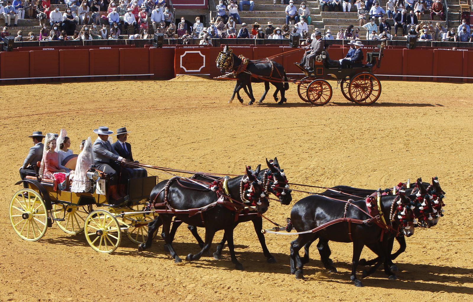 Exhibición de Enganches