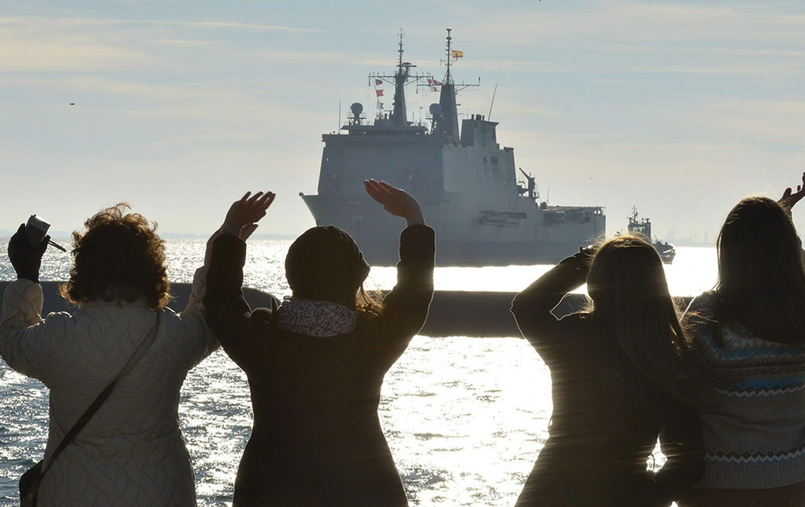 Despedida al buque Galicia.