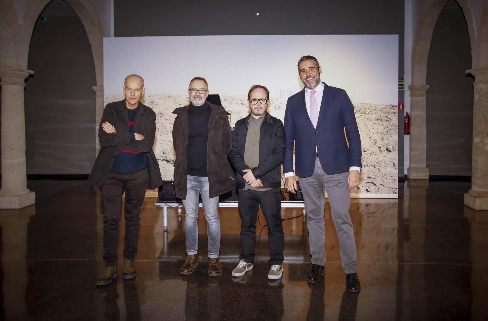 La exposición fotográfica 'Espacio disponible' de Eduardo Nave en el Centro Andaluz de la Fotografía de Almería, en imágenes