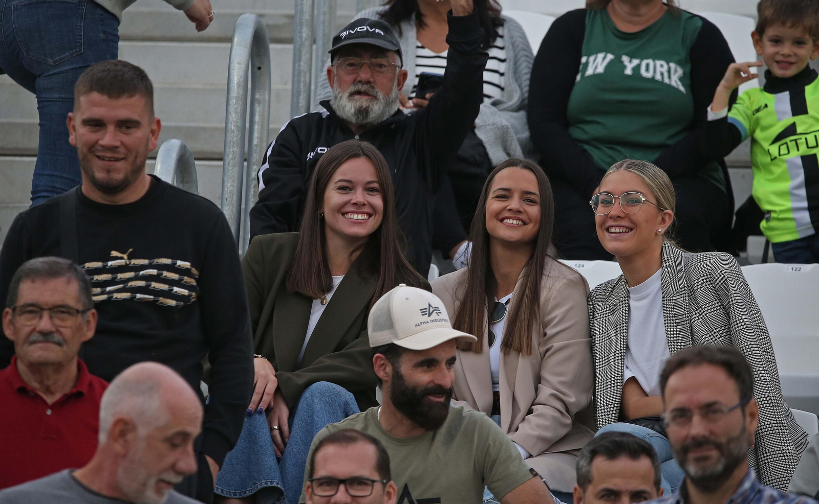 Búscate durante el Balona - Mar Menor en el Ciudad de La Línea