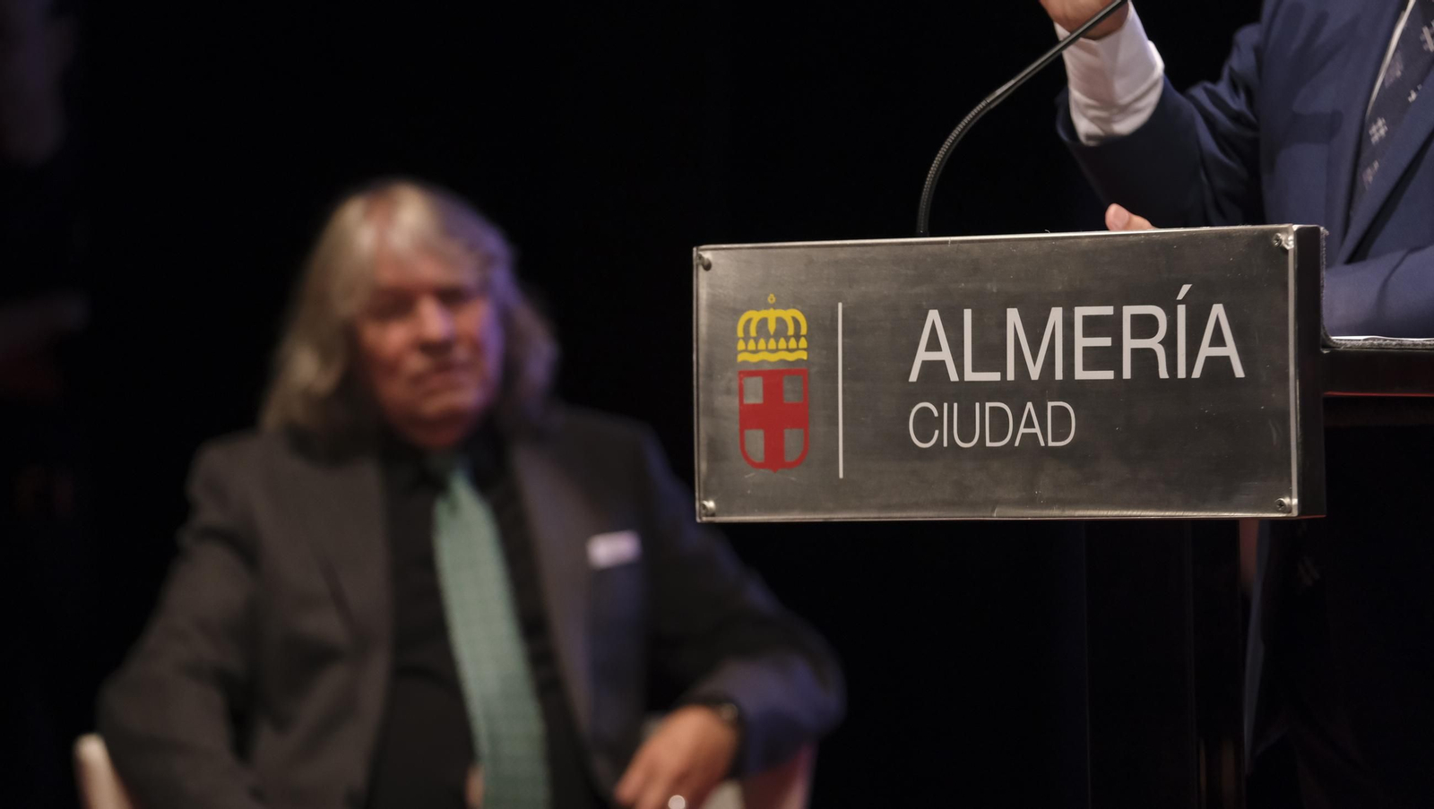 El cantaor José Mercé ya es Hijo Adoptivo de la Ciudad de Almería, en imágenes