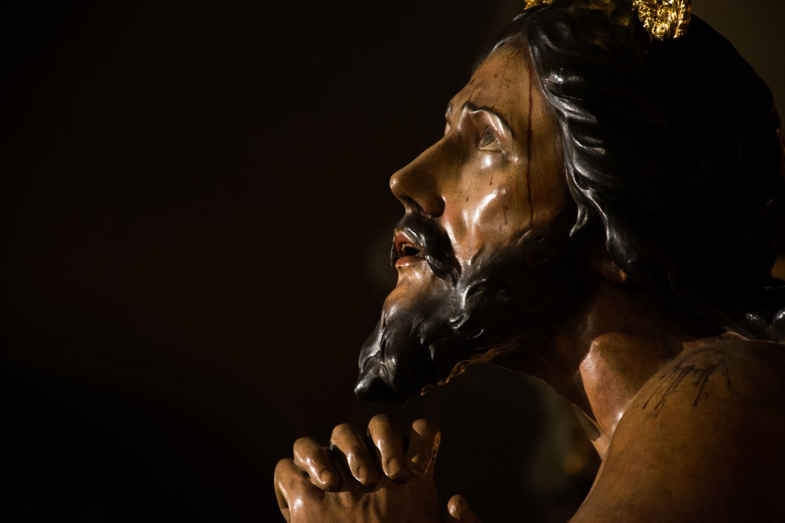 Besapiés a Nuestro Padre Jesús de las Penas, de la Hermandad de la Estrella