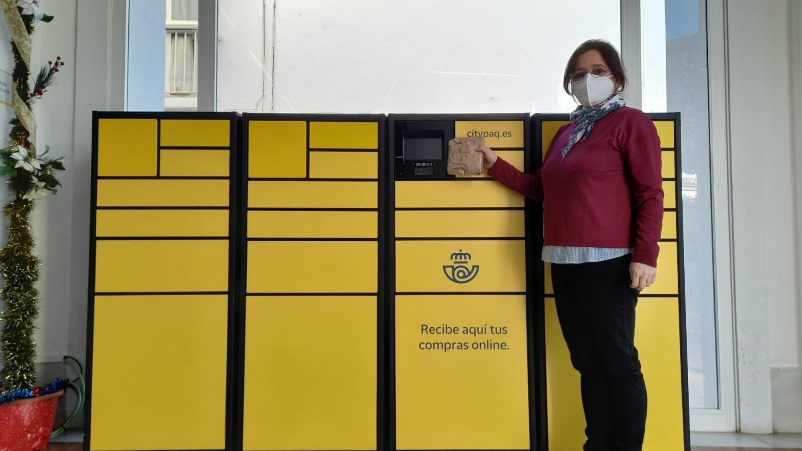 Terminal CityPaq instalado en la oficina de Correos de San Fernando.