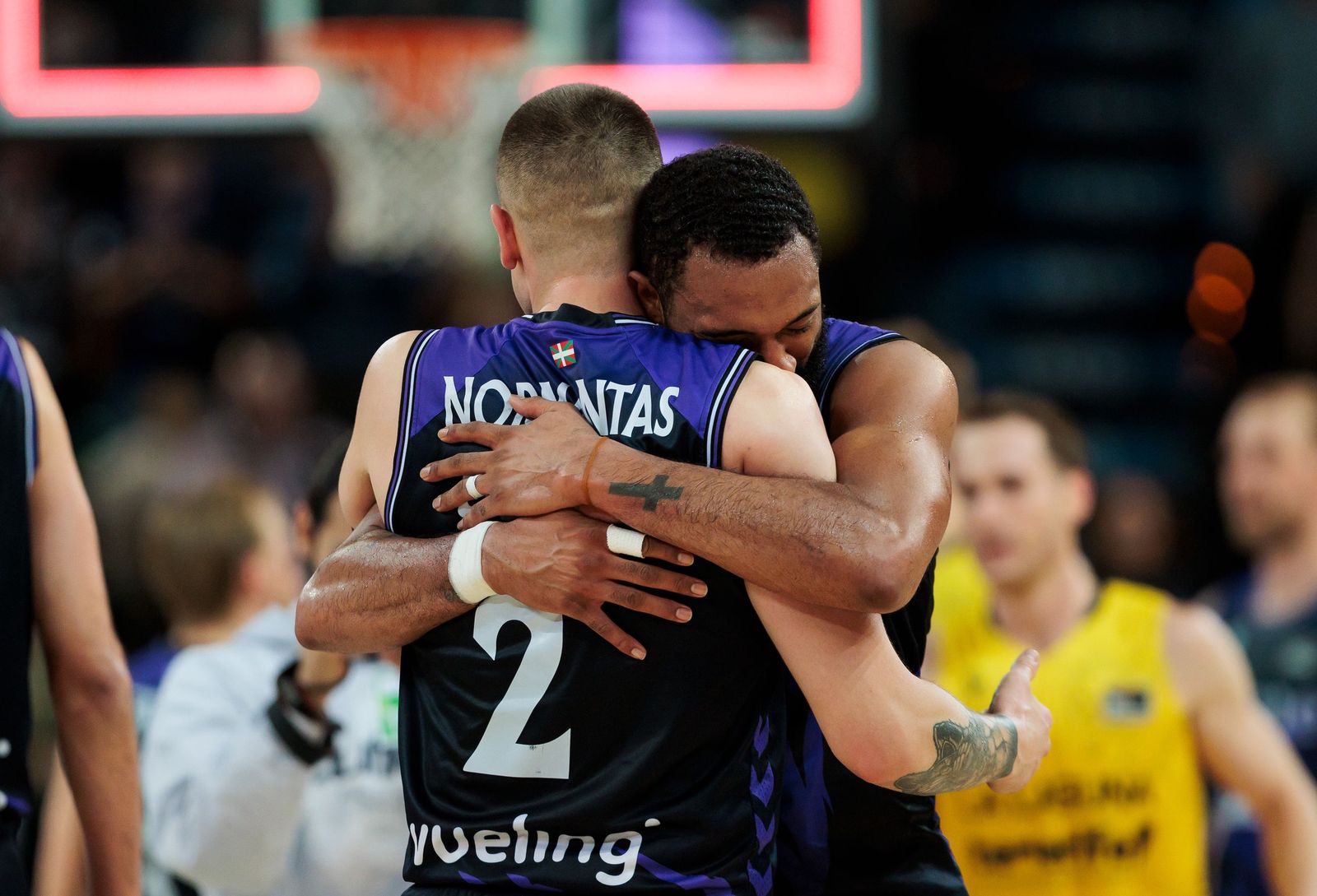 Melwin Pantzar brilla ante el La Laguna Tenerife