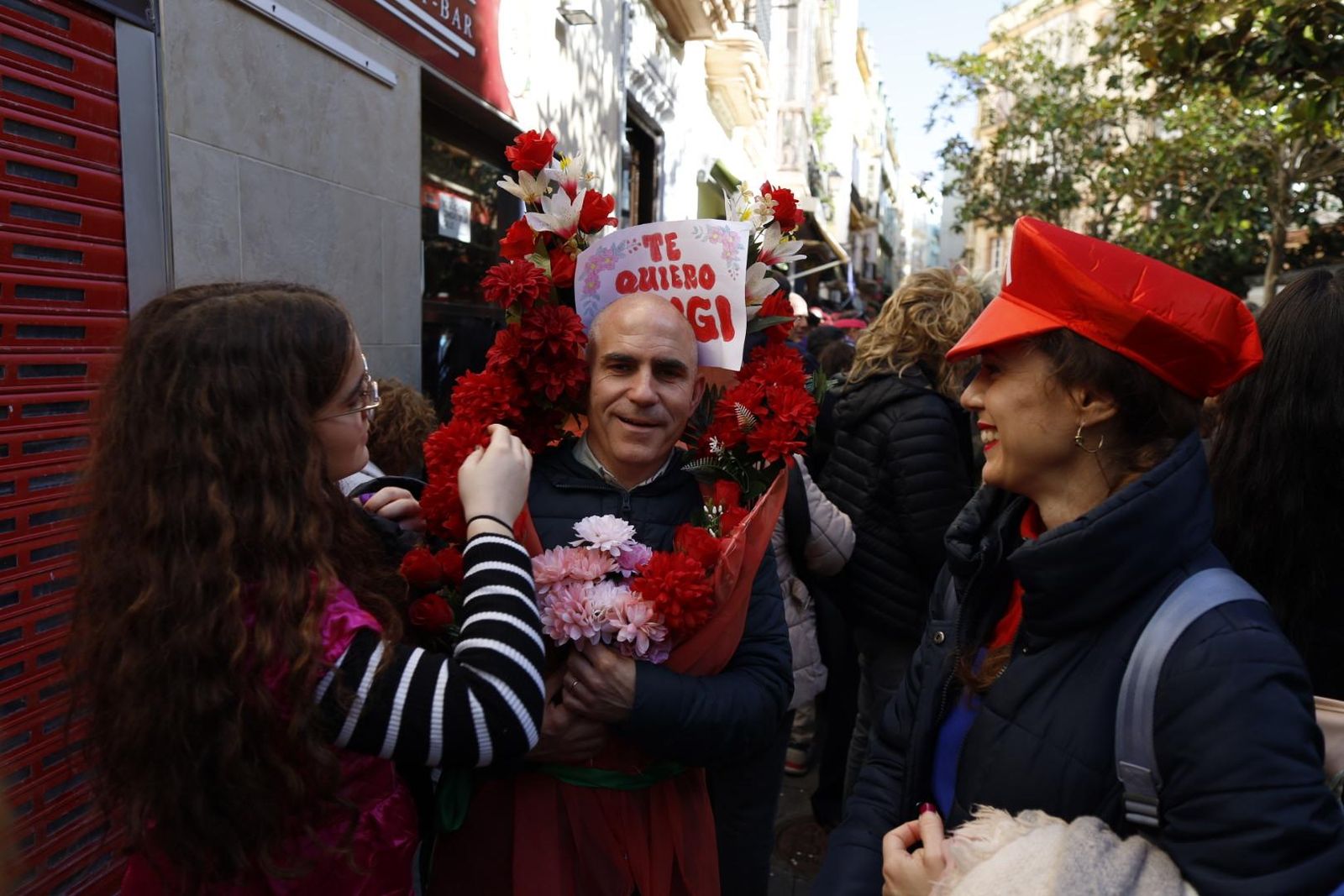 Las mejores imágenes del primer Sábado de Carnaval en Cádiz 2026
