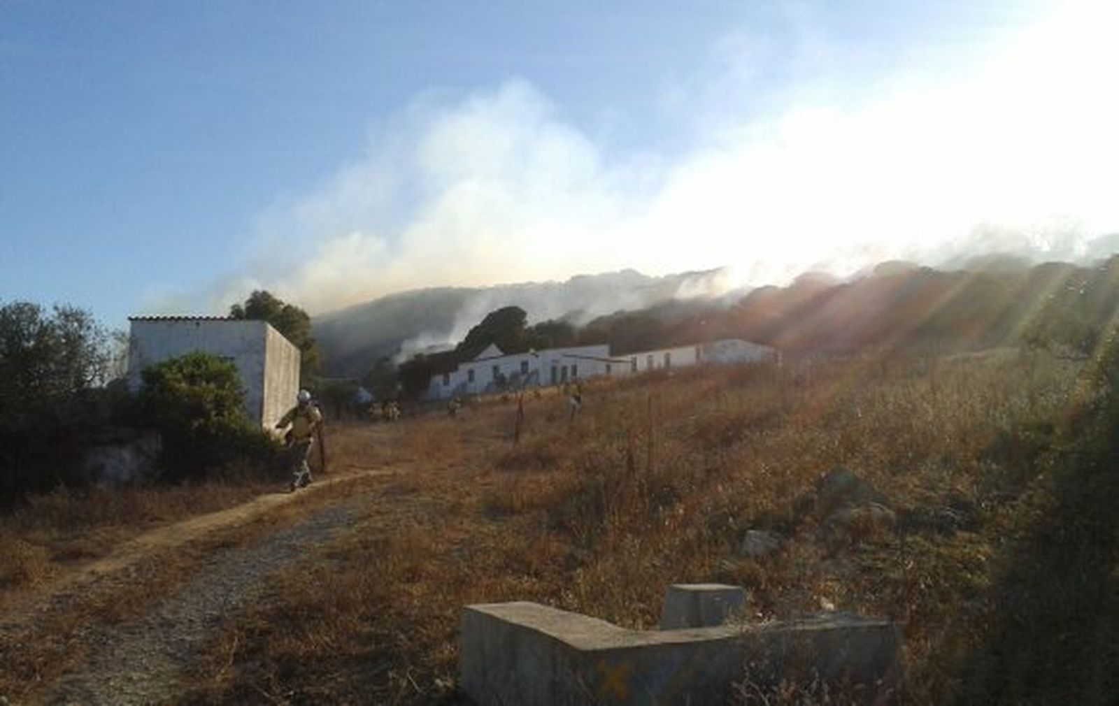 El Infoca da por estabilizado el incendio declarado en La Alcaidesa