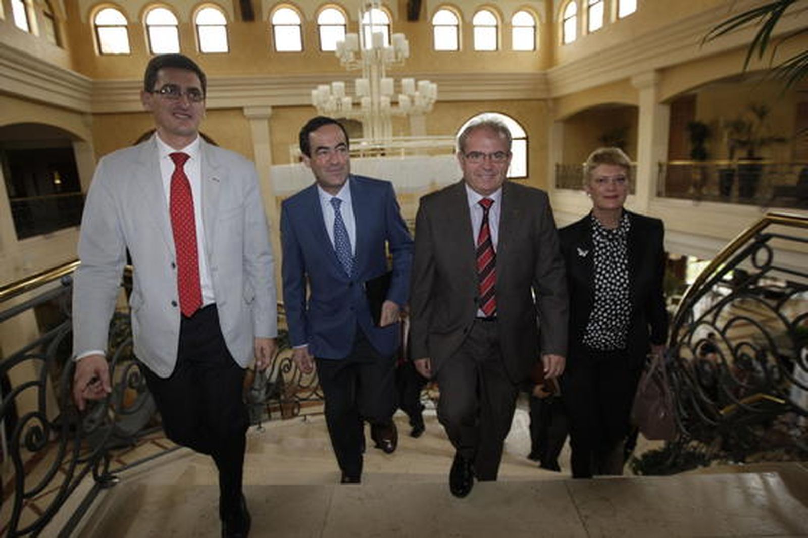 José Luis Sánchez Teruel, José Bono, Antonio Bonilla y Consuelo Rumí.

Foto: Fran Leonardo