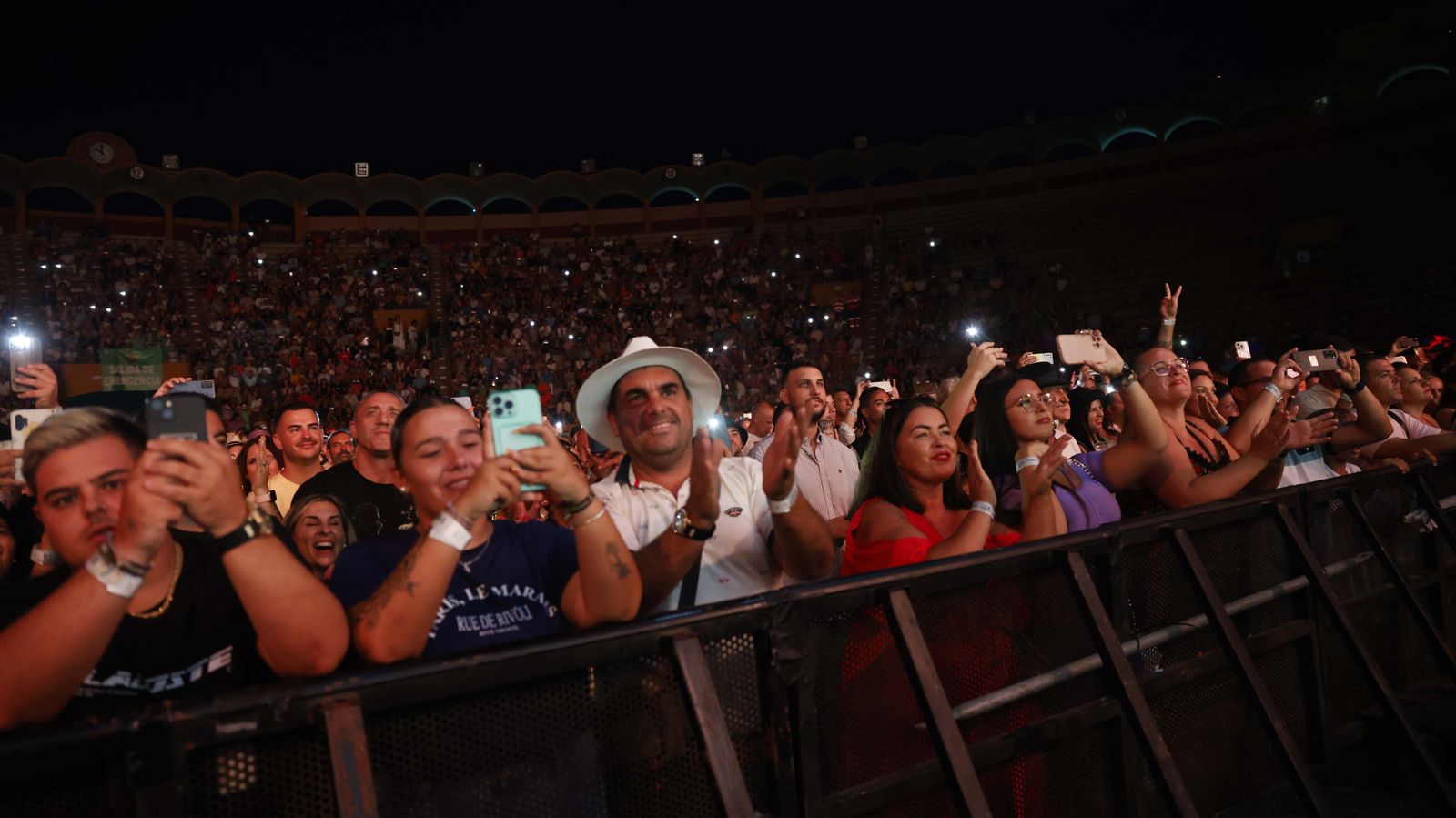 Las fotos del concierto El Barrio