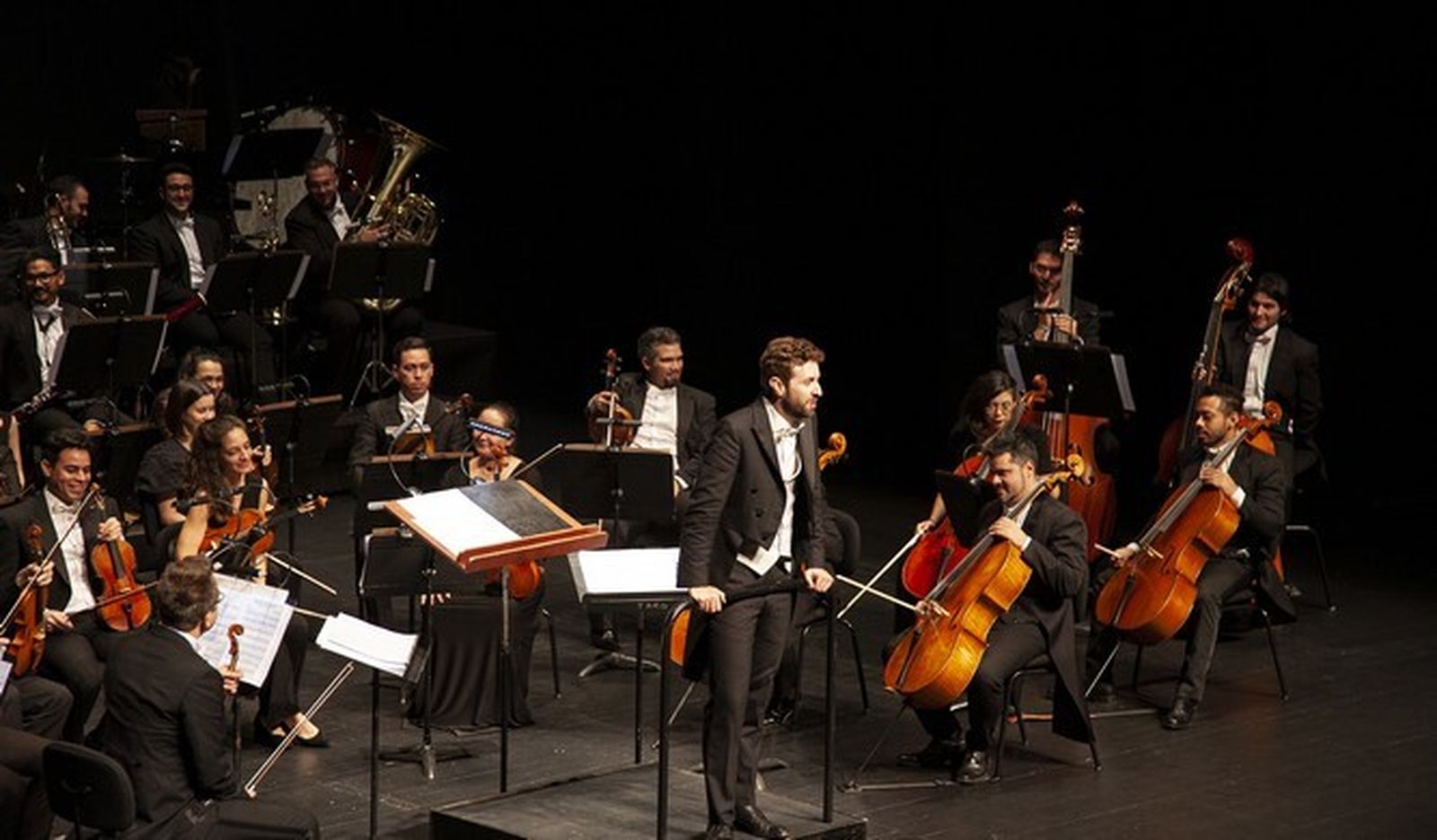 La Royal Film Concert Orquestra emocionó al público del Auditorio