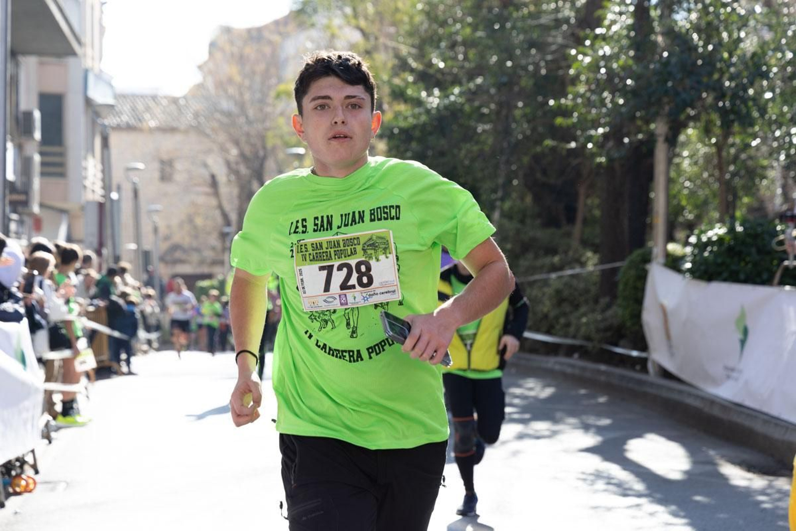 Deporte y solidaridad se unen en la IV Carrera Popular IES San Juan Bosco, en imágenes
