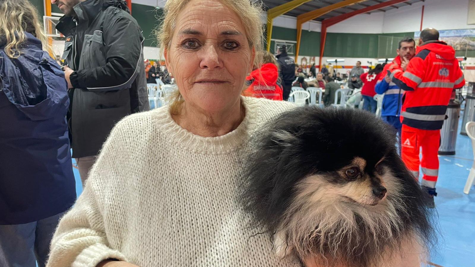 María Fernández, vecina de Grazalema en el pabellón "El Fuerte" de Ronda