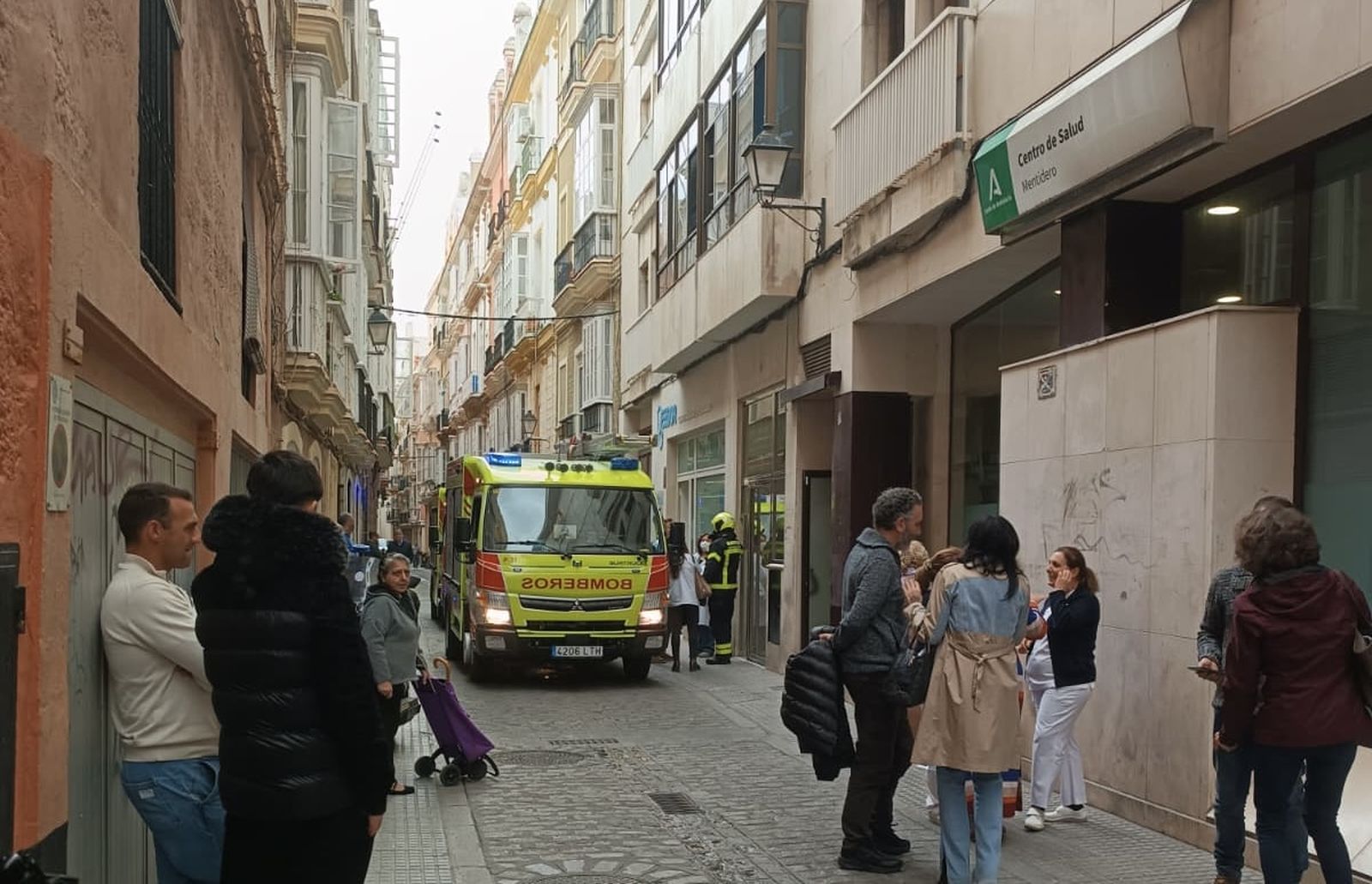 Desalojado el Centro de Salud del Mentidero