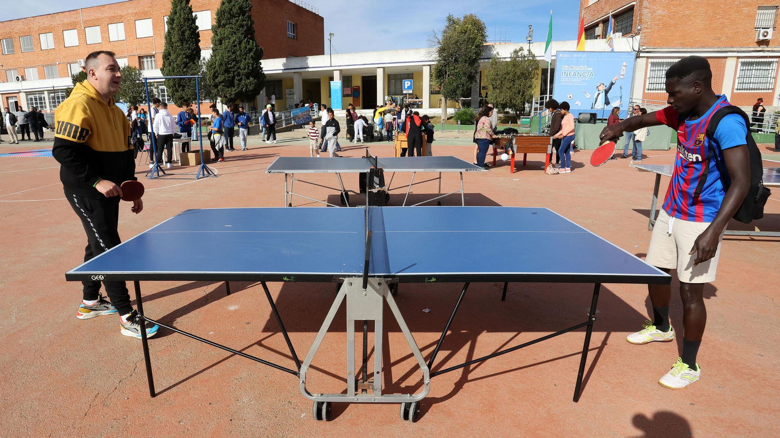 La consejera de Inclusión Social, Juventud, Familias e Igualdad, Loles López, en el Lora Tamayo