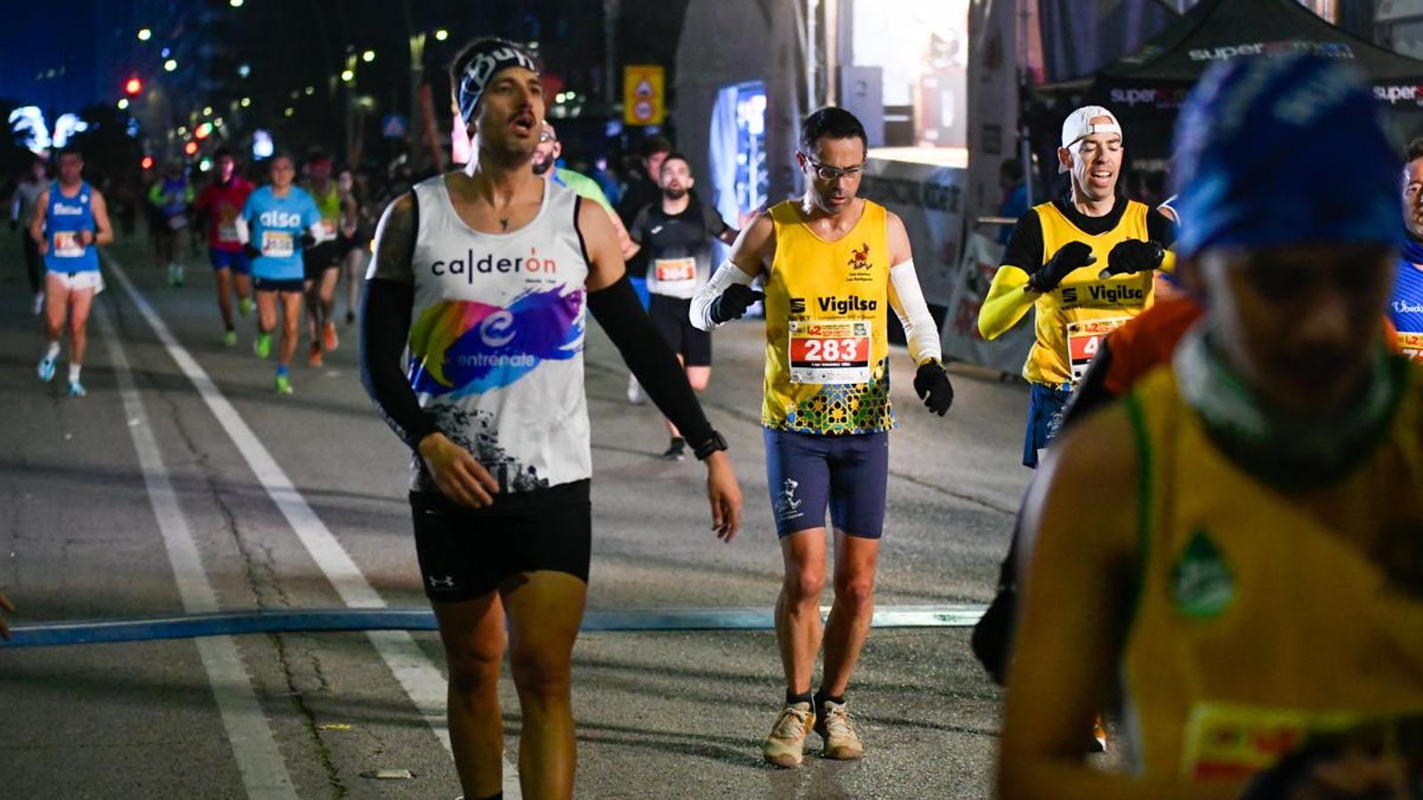 En imágenes: búscate en tu llegada a meta de la Carrera de San Antón 2025 (2)