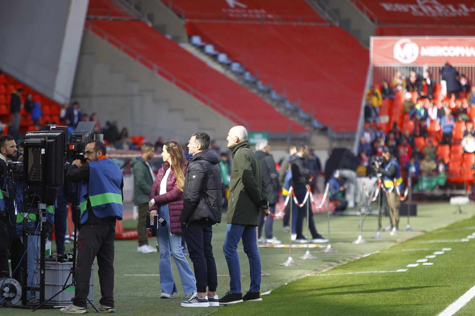 Imágenes del partido de fútbol U.D. Almería-Real Betis Balompié