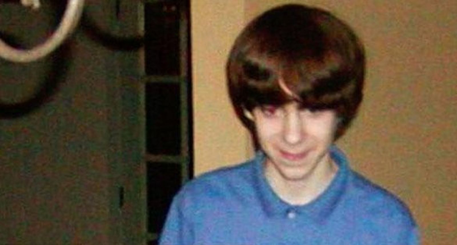 El asesino de Newtown disparó 4 veces a su madre en la cabeza mientras dormía