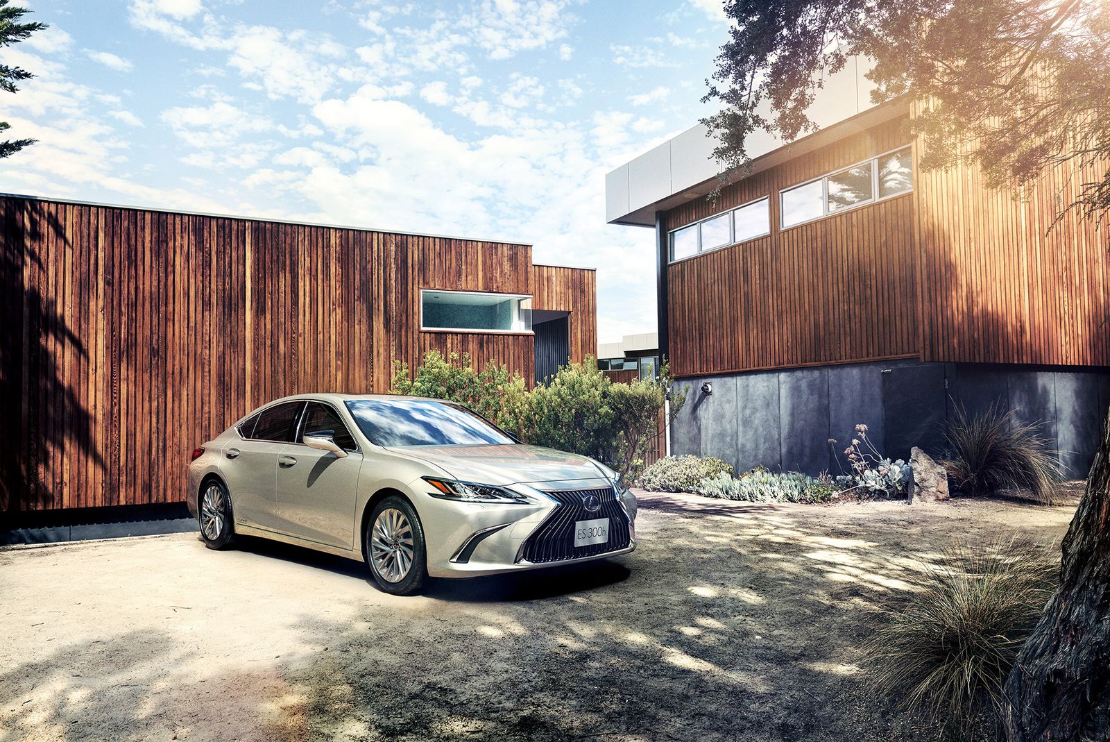 El Lexus ES300h cambia sus baterías con un resultado sorprendente