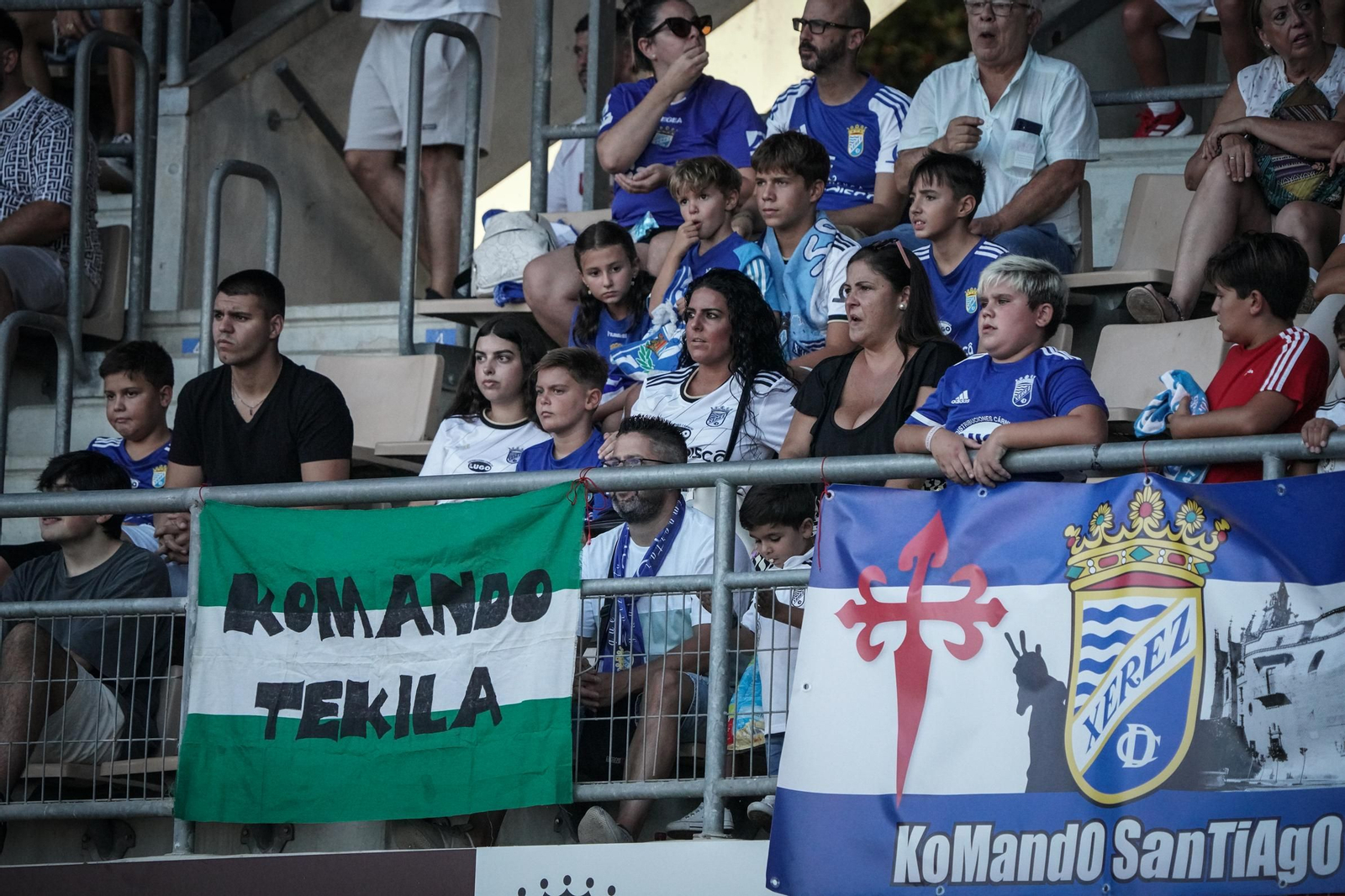 Búscate en el del partido del Xerez CD - UCAM