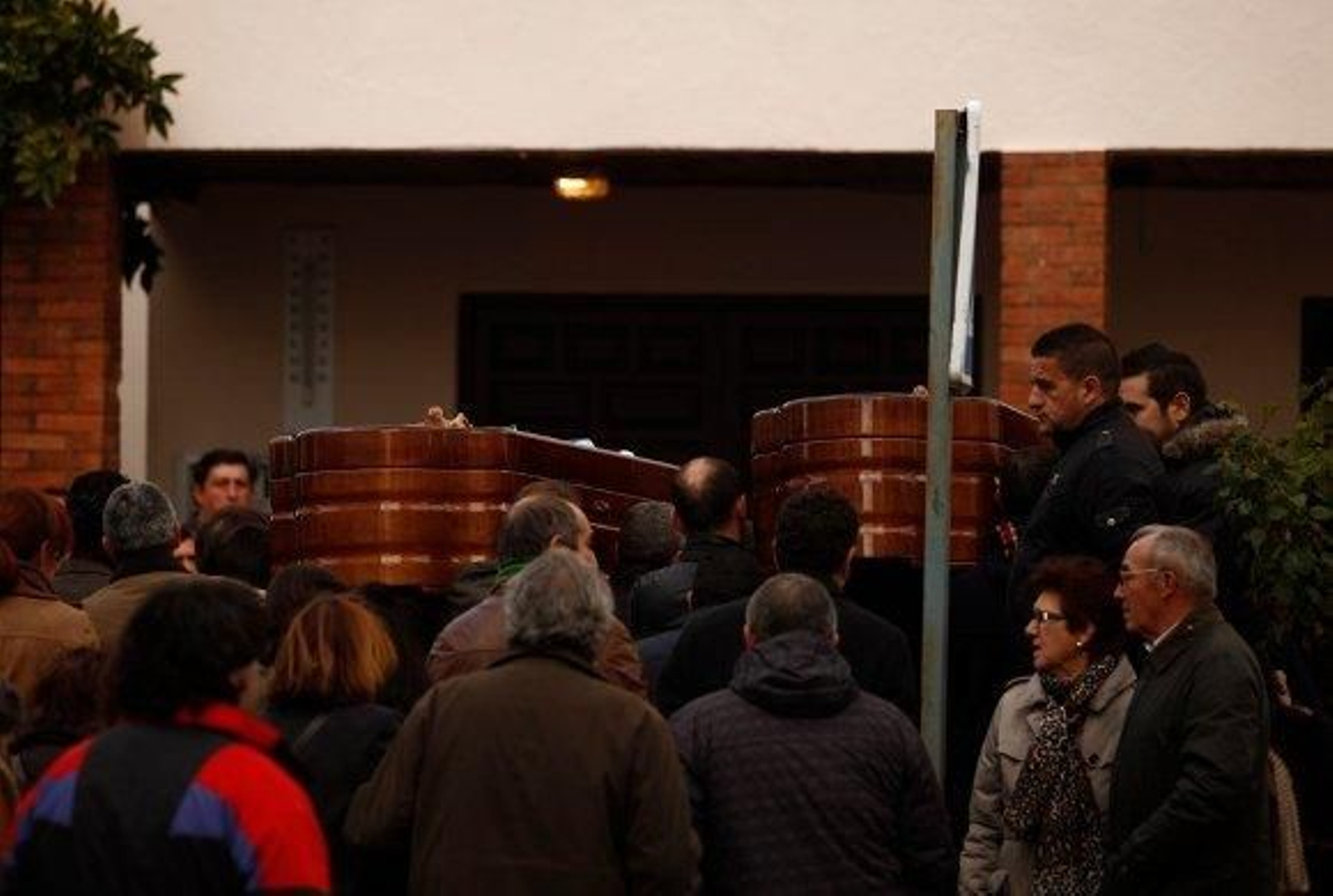 Cientos de personas despiden a los dos ciclistas de Ronda atropellados