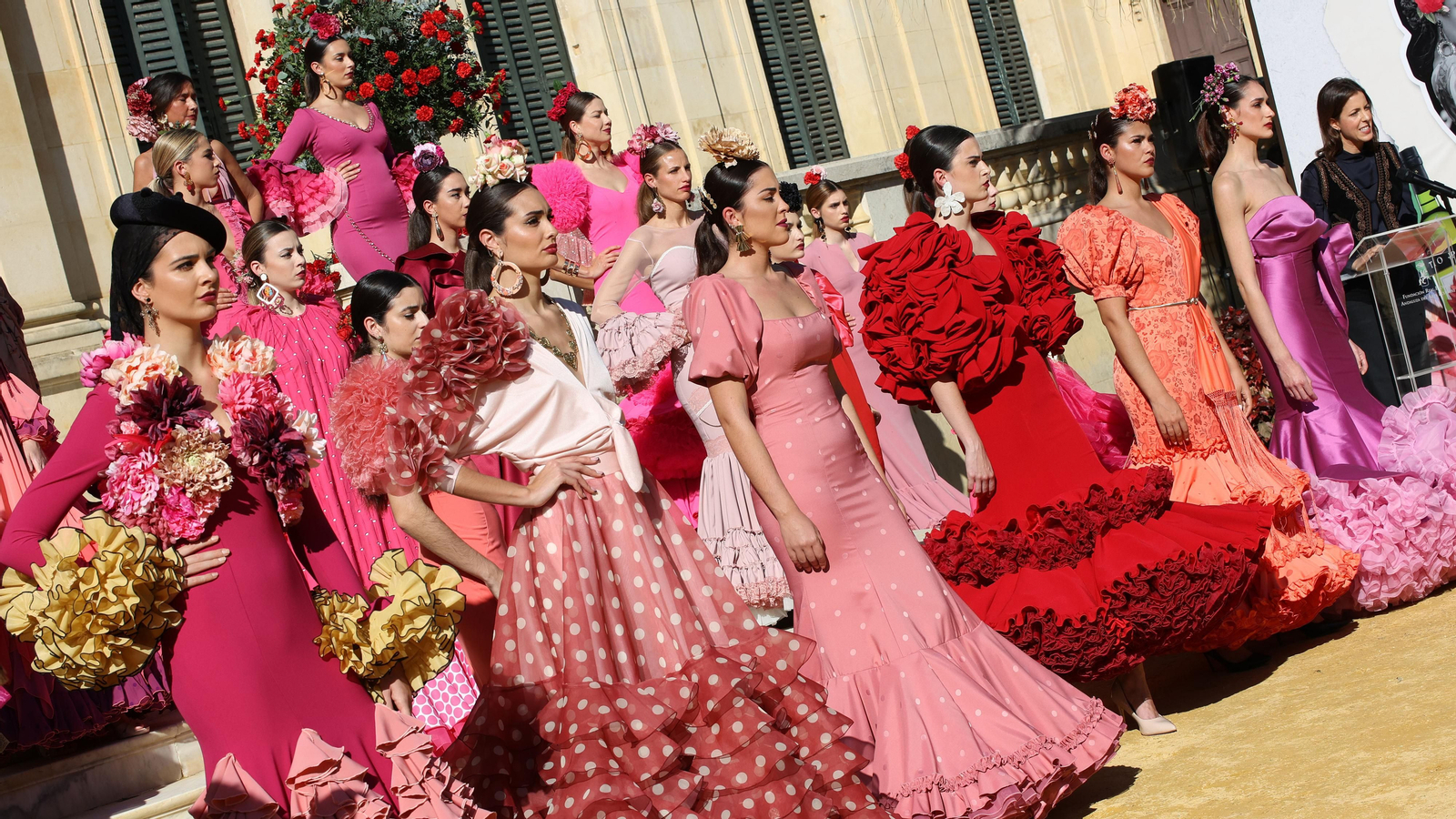 Presentación de la Pasarela Flamenca Tio Pepe 2023 en la REAAE de Jerez