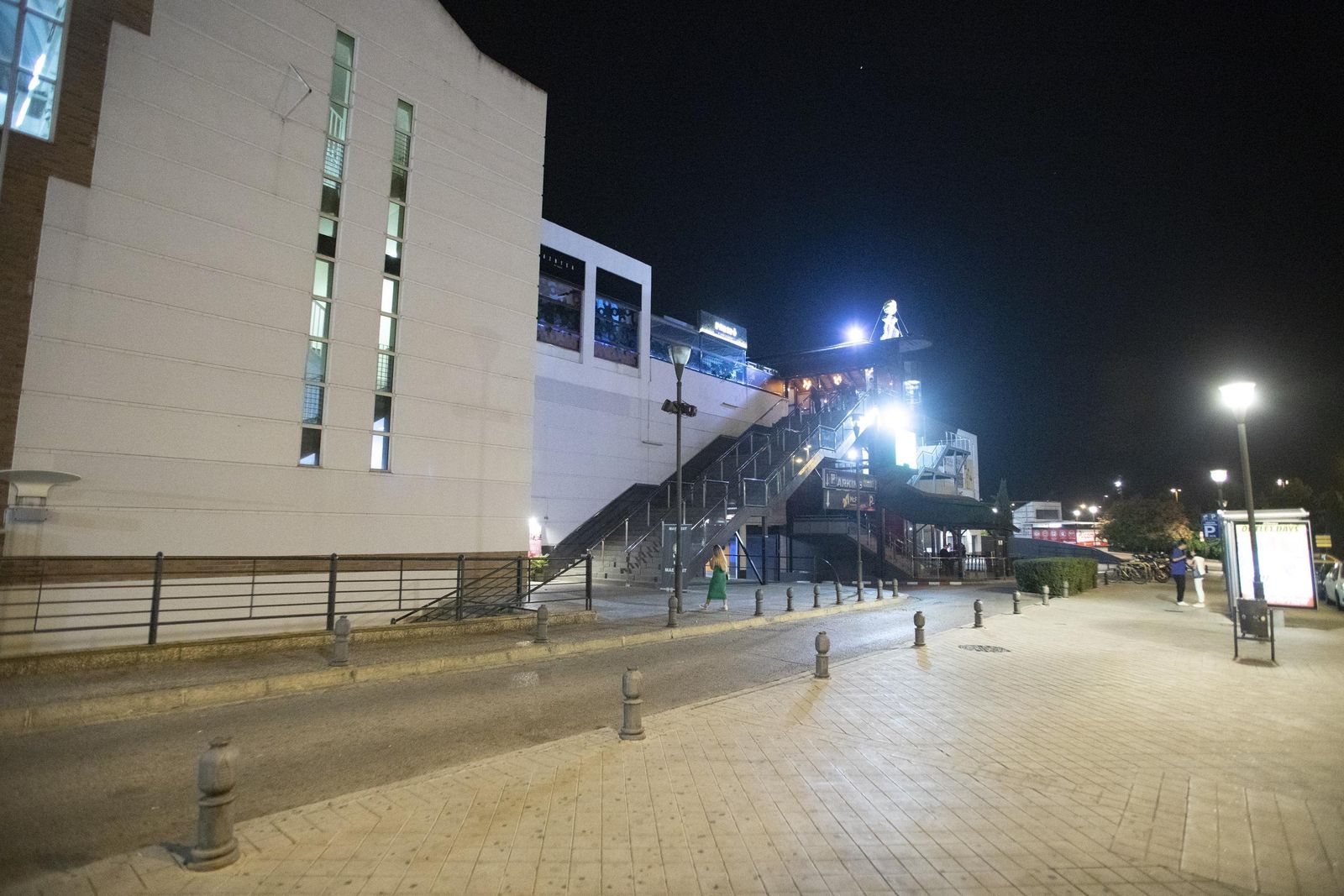 Fotos: así fue la primera noche de Granada en la nueva normalidad