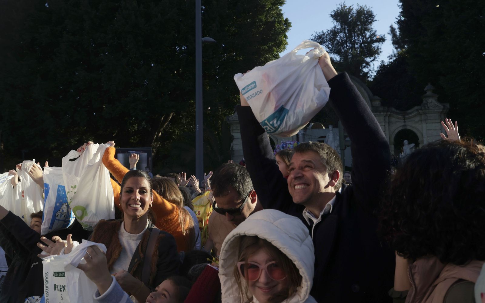 Las imágenes de la Cabalgata de los Reyes Magos en Sevilla