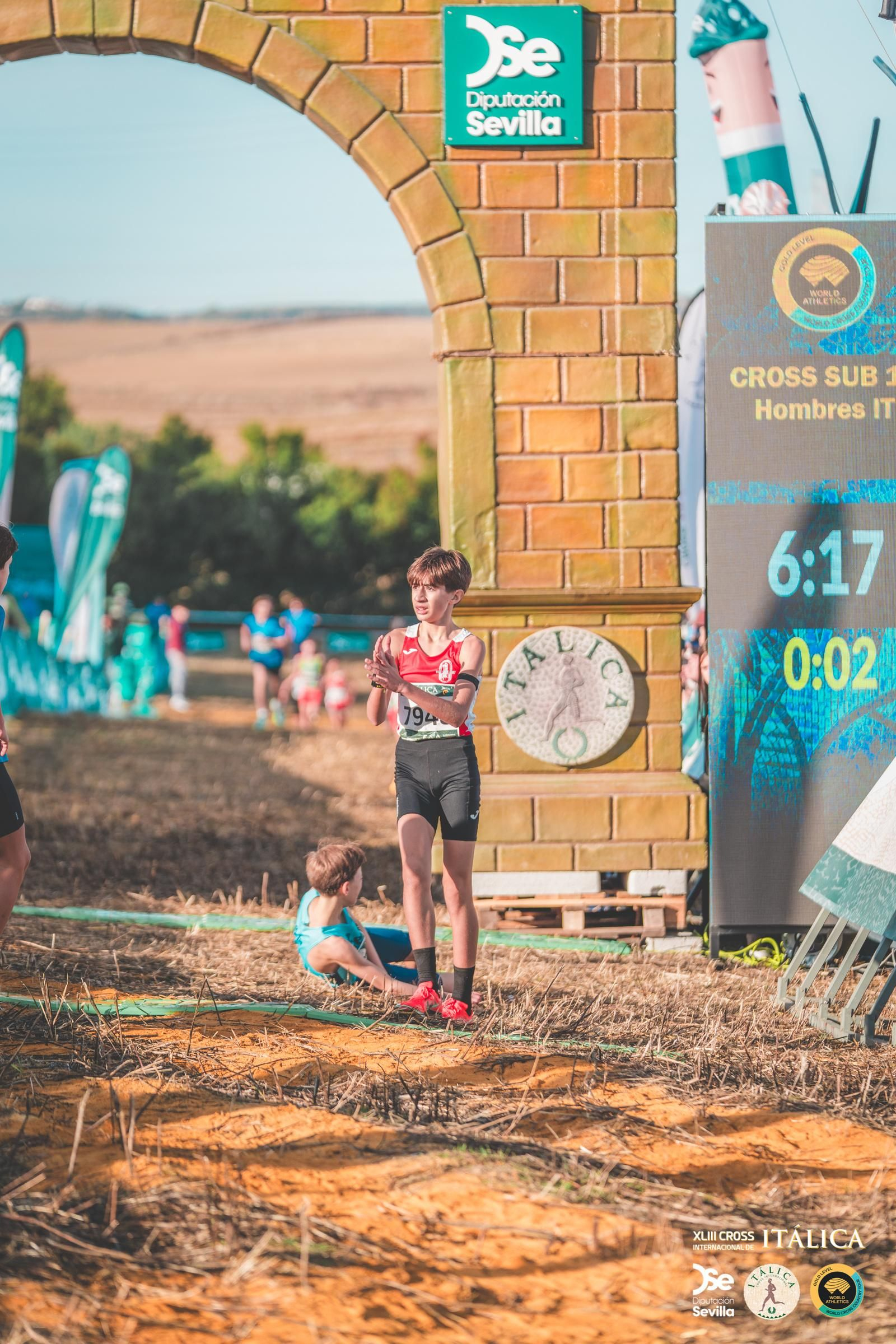 Búscate en las fotos del Cross de Itálica 2025 | 7