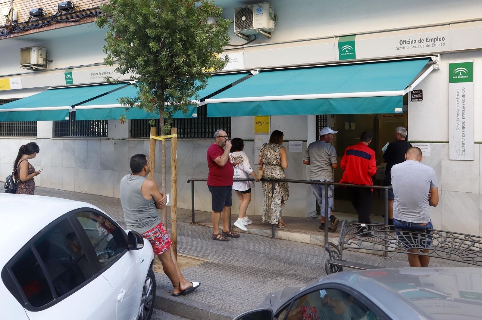 Oficina del SEPE en la avenida Muñoz de Vargas de la capital onubense.