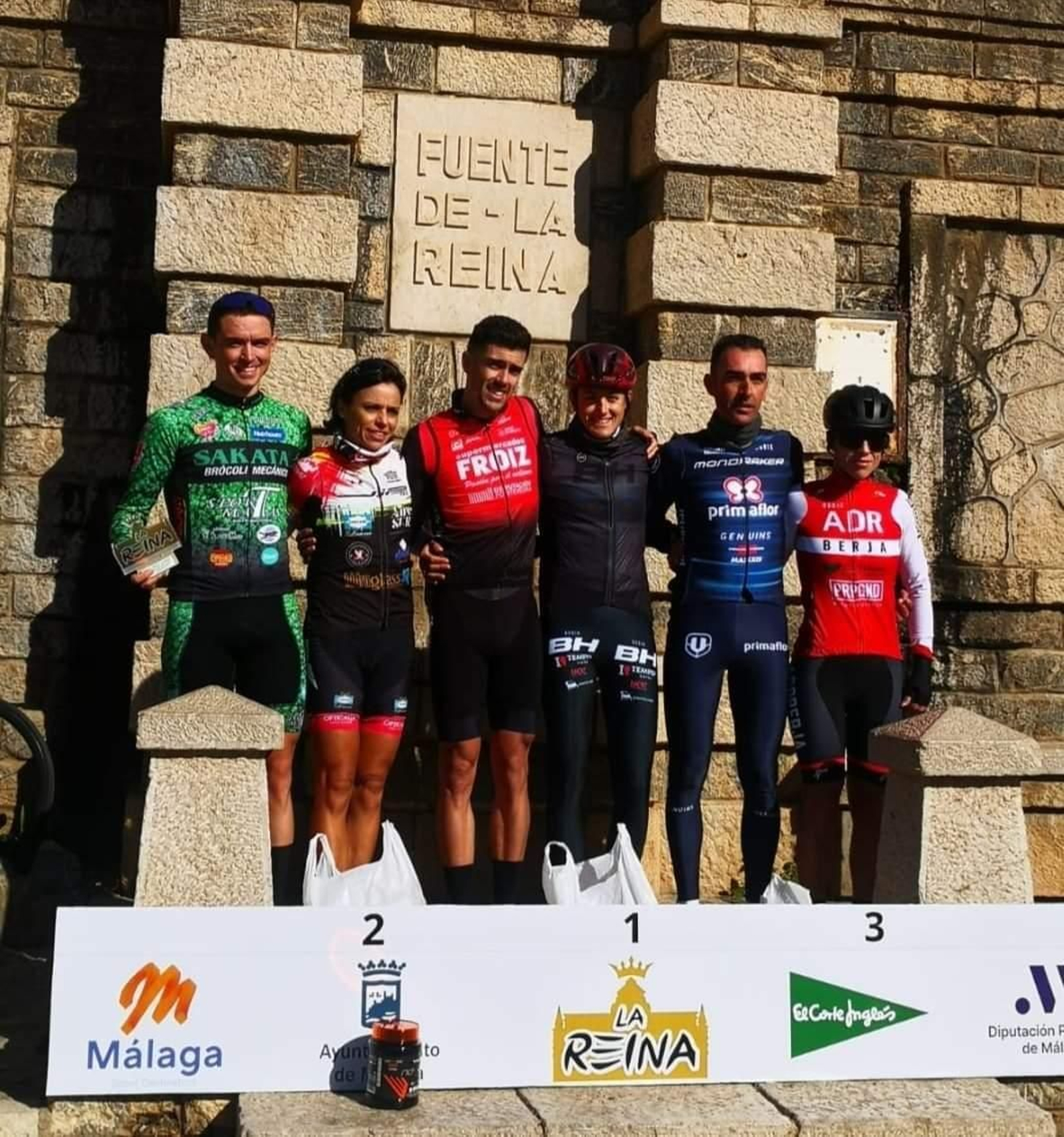 Los podios, en La Reina.