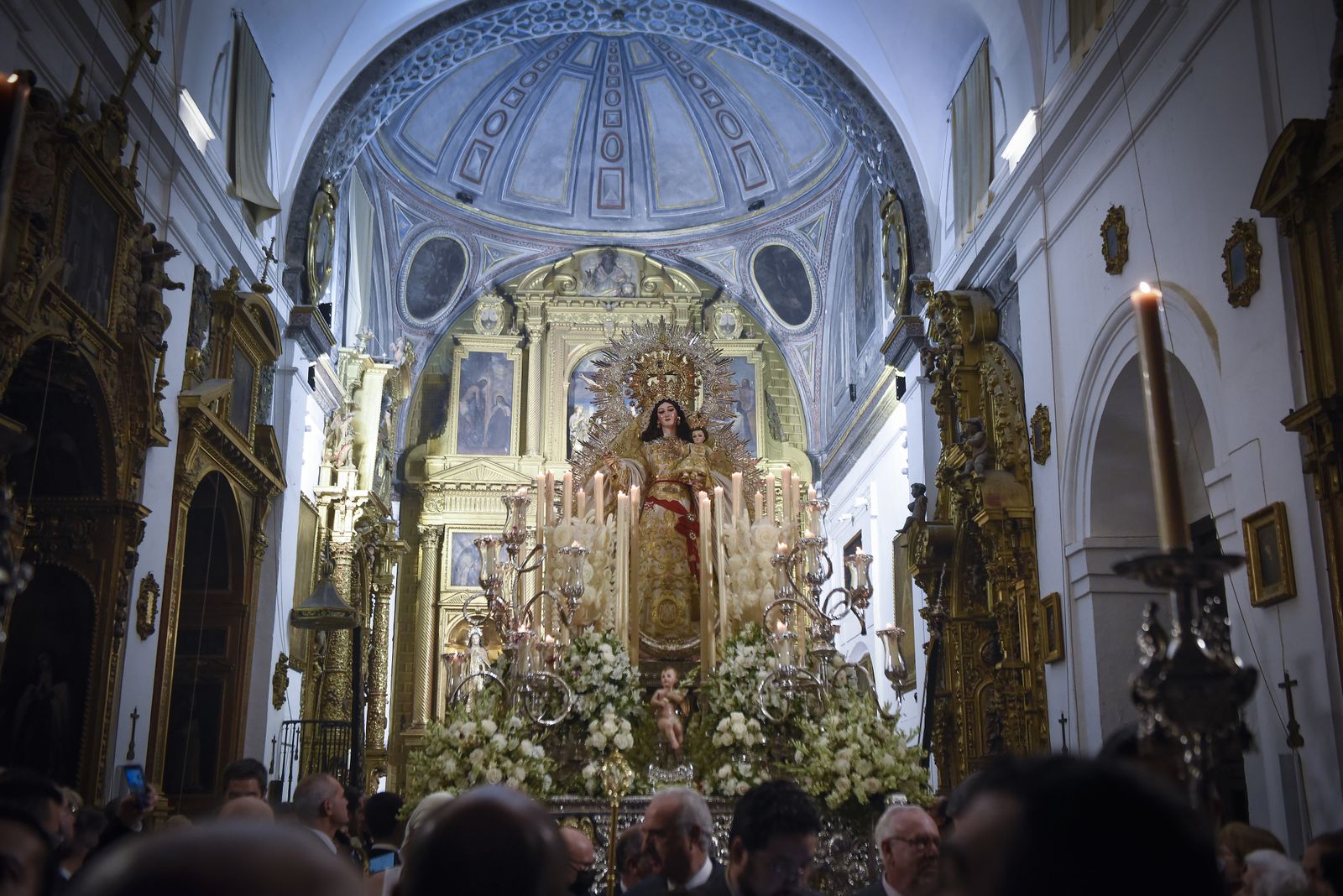 Las imágenes de la procesión de la Virgen de las Nieves