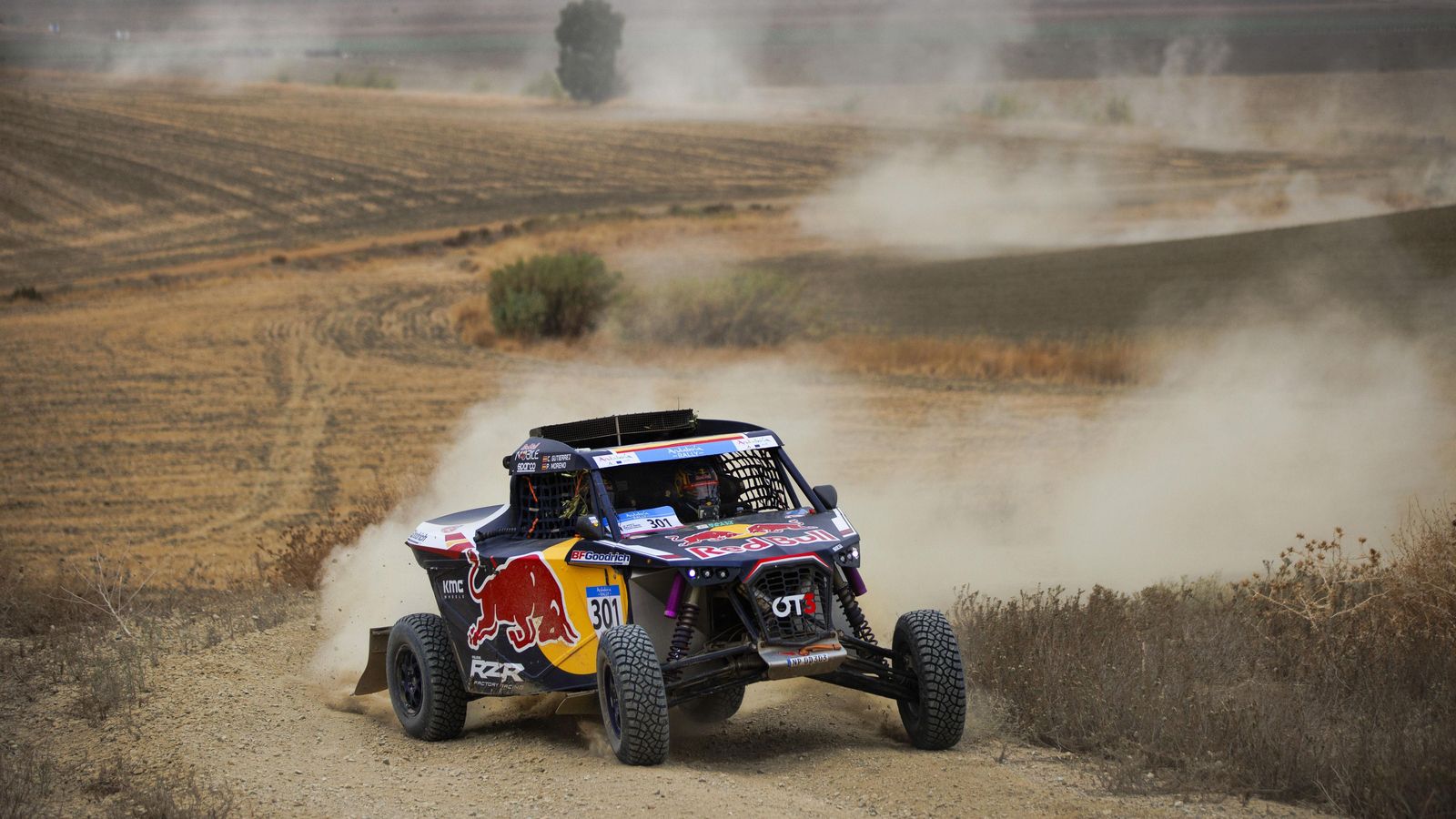 La piloto Cristina Gutiérrez participa durante la primera gran especial del Andalucía Rally 2022