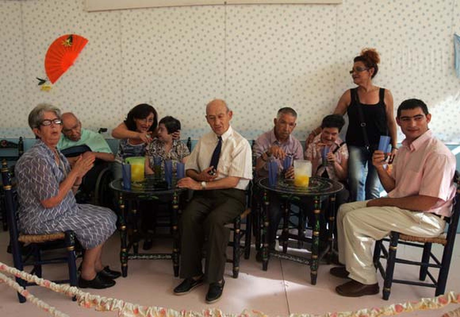 Un grupo de Asansull en la caseta Los Pijos.

Foto: Jose Maria Quiñones