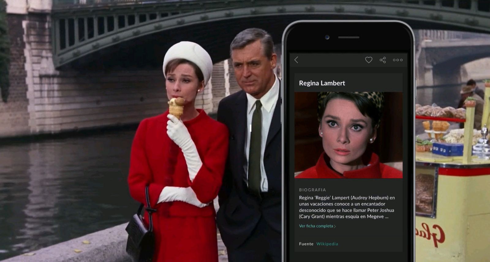 Una escena de 'Charada' con la descripción en la aplicación Dive del personaje coprotagonista Regina Lambert.