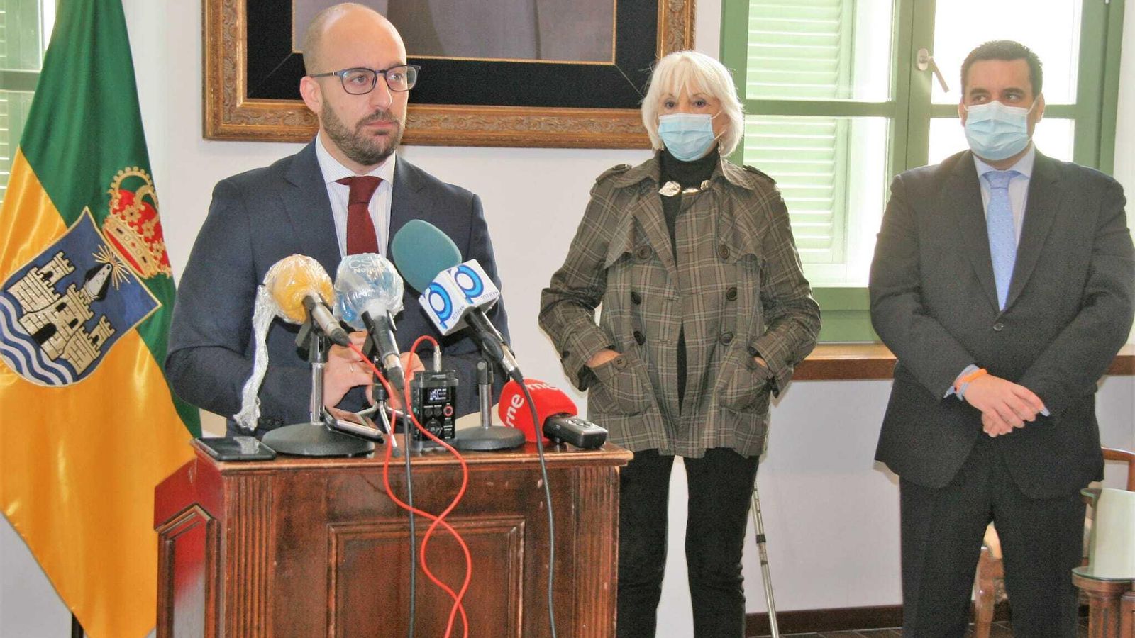 Otra imagen de la rueda de prensa celebrada en el Ayuntamiento.