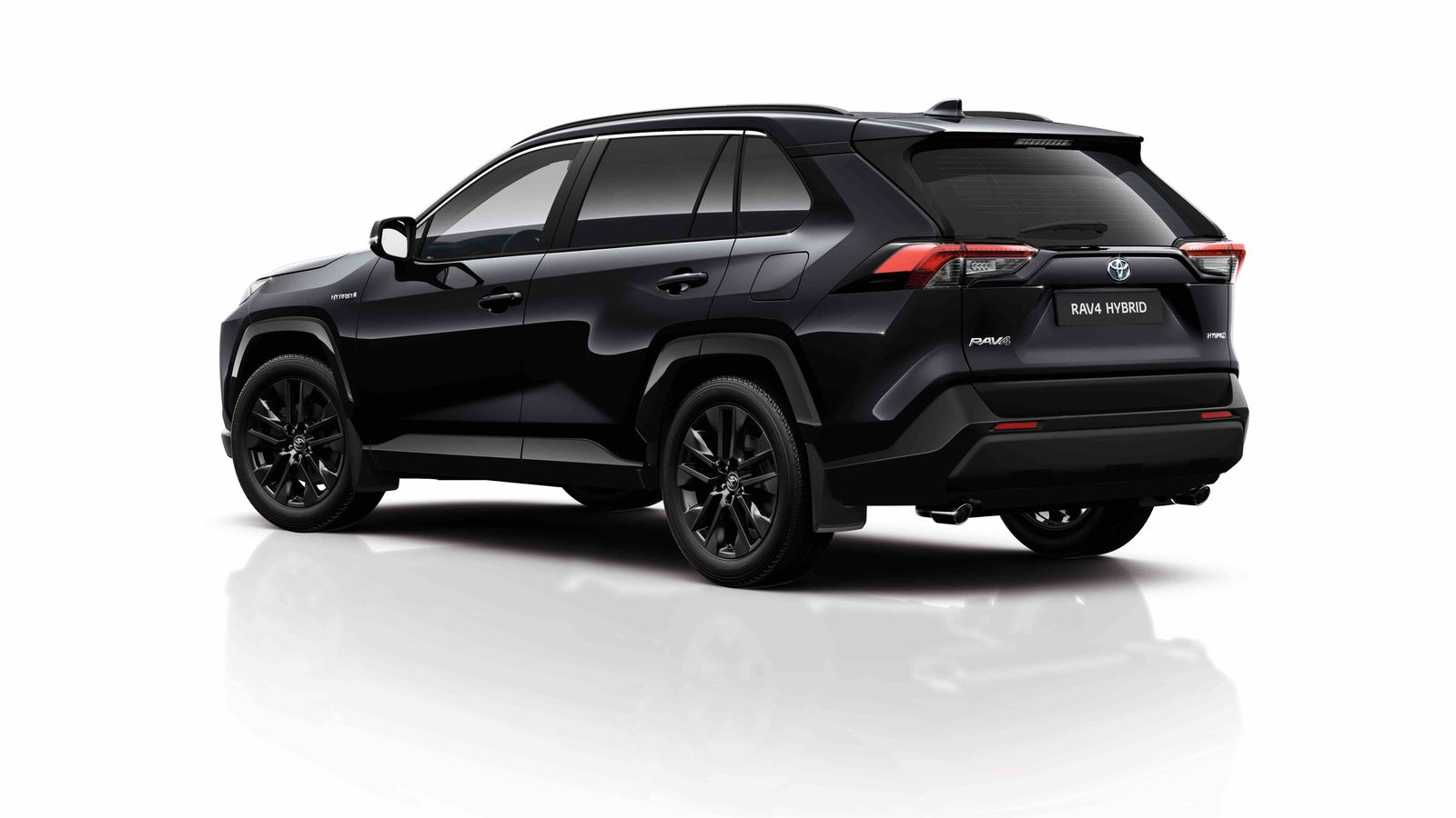 Además de la aparición de los Black Edition en la gama 2021, hay cambios en otros niveles de equipamiento estándar.