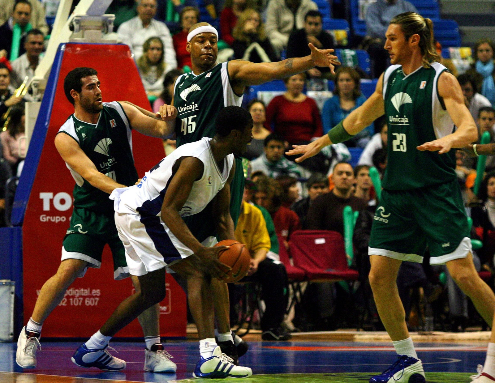 La carrera de Carlos Cabezas, en fotos