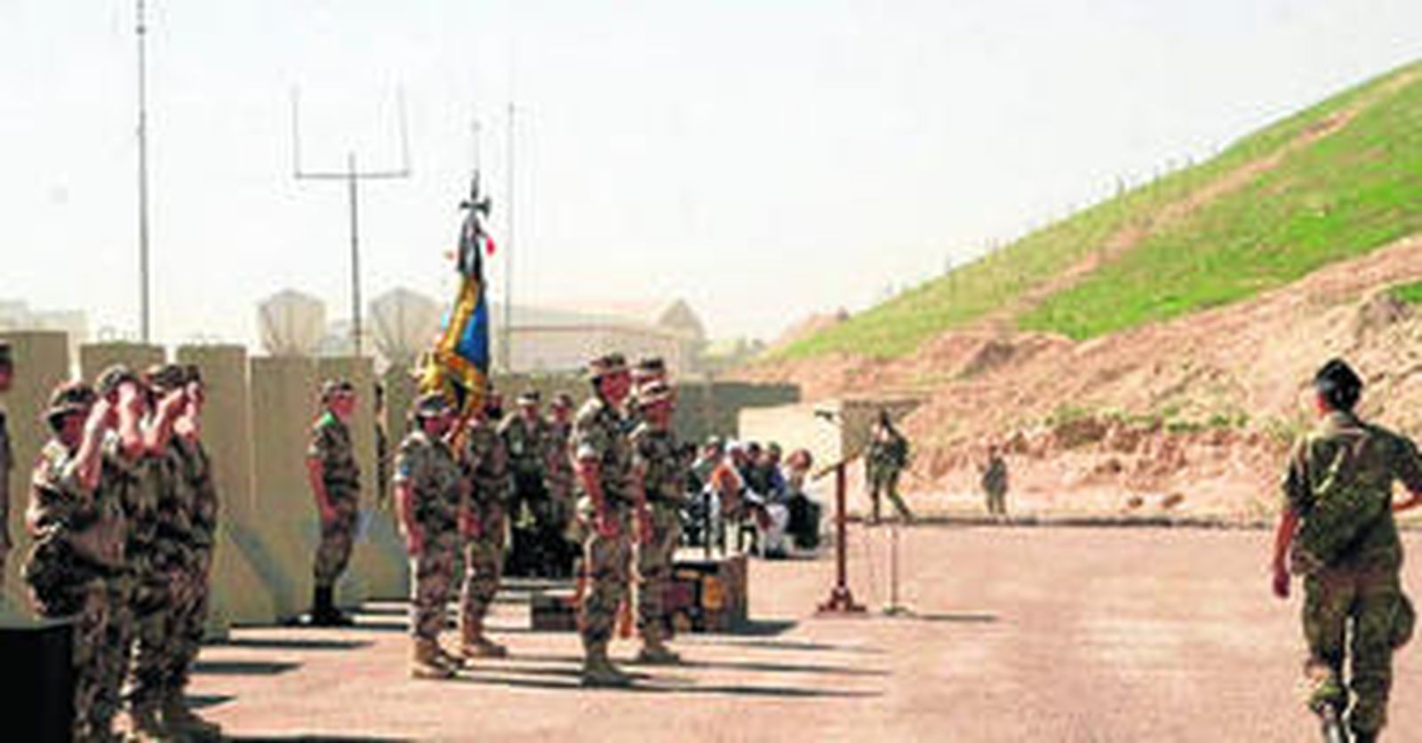 Una de las formaciones de los legionarios en los primeros días de su misión en Afganistán, en su cuartel general instalado en la localidad de Qala i Naw.