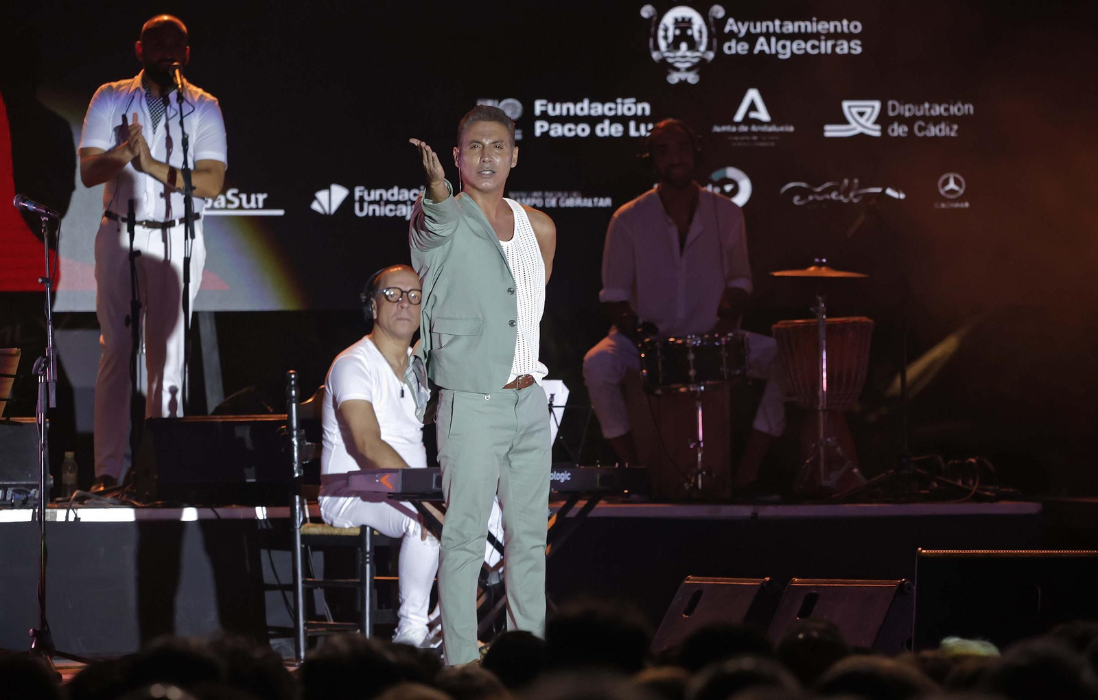 Fotos del concierto de Pitingo en el XI Encuentro Internacional de Guitarra Paco de Lucía en Algeciras