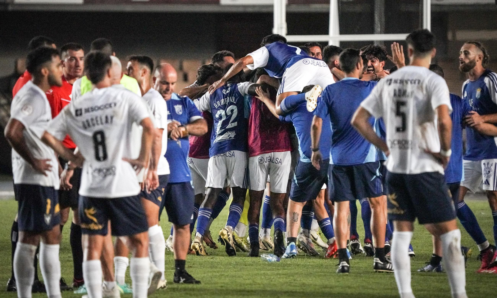 El Xerez CD quiere festejar la tercera victoria consecutiva.