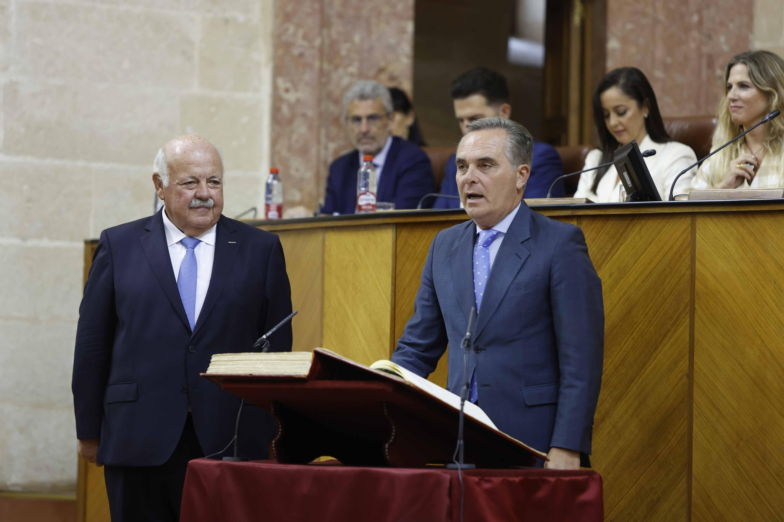 La constitución del Parlamento andaluz, todas las imágenes